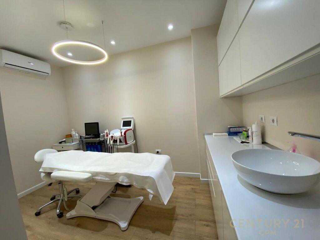 NE KOMUNEN E PARISIT JAPIM ME QIRA AMBIENT PER KLINIKE