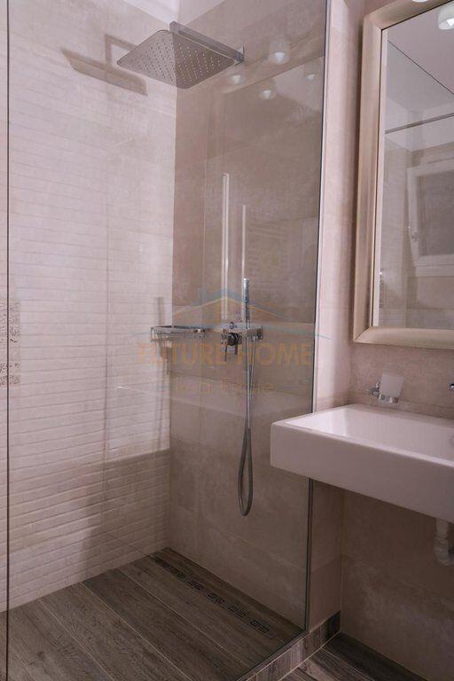 Qera, Apartament 3+1+2+2 Poste Parkimi 1,400 €