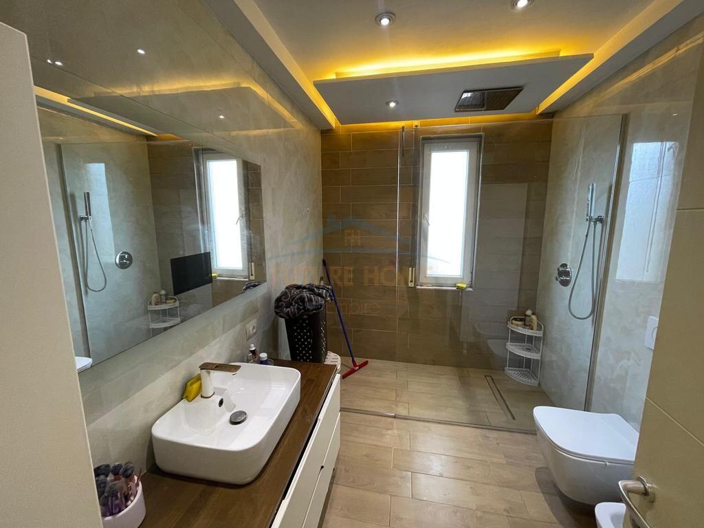 Shitet, Apartament 2+1+2, Kopshti Botanik, Tiranë