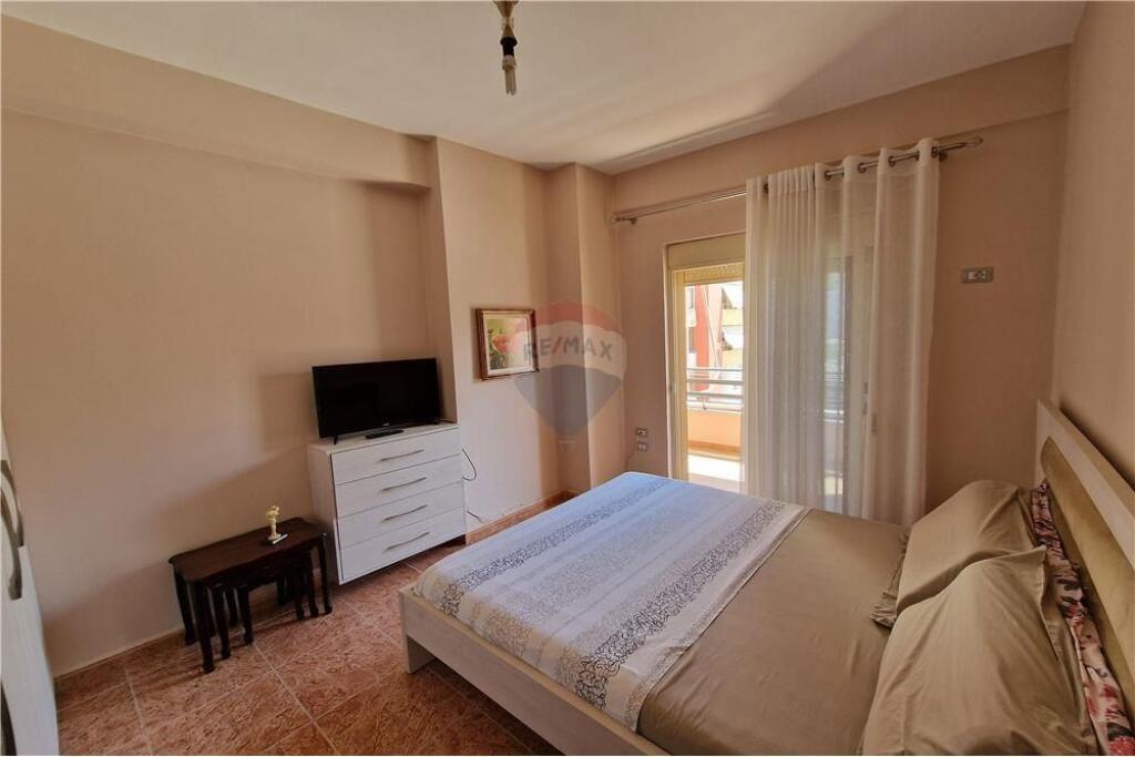 Apartament 2+1 me qera ne Rr. Pelivan Leskaj,Vlore