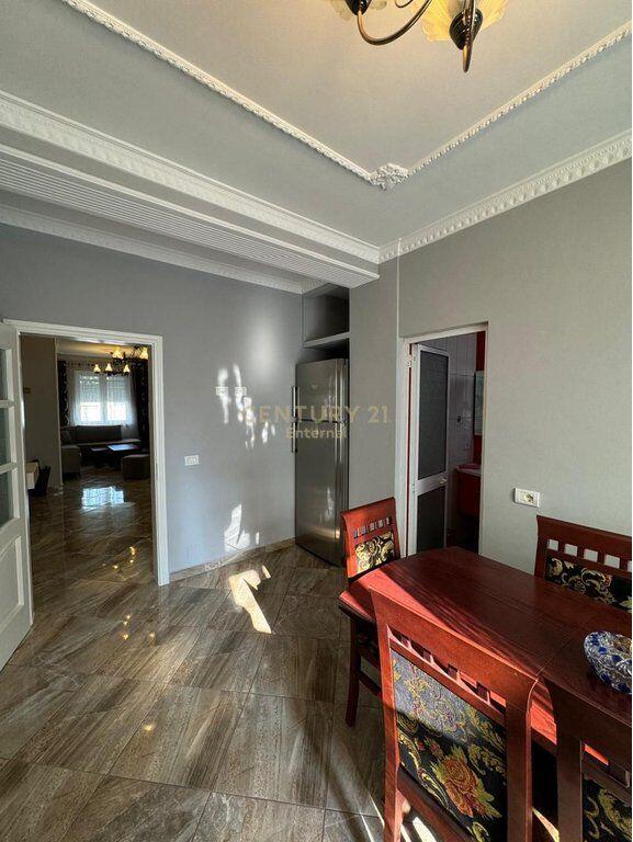 Apartament me qira 2+1+2 Bllok 850 € /Muaj Sip. Totale  75m2
