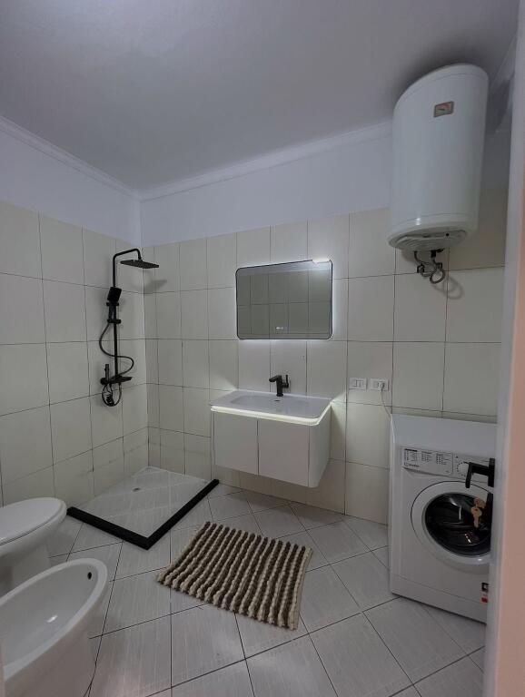 Shitet apartament modern 2+1 ne Astir
