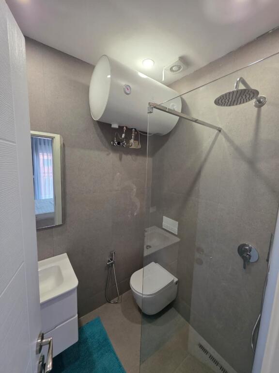 Apartament me qera - Kopshti Botanik