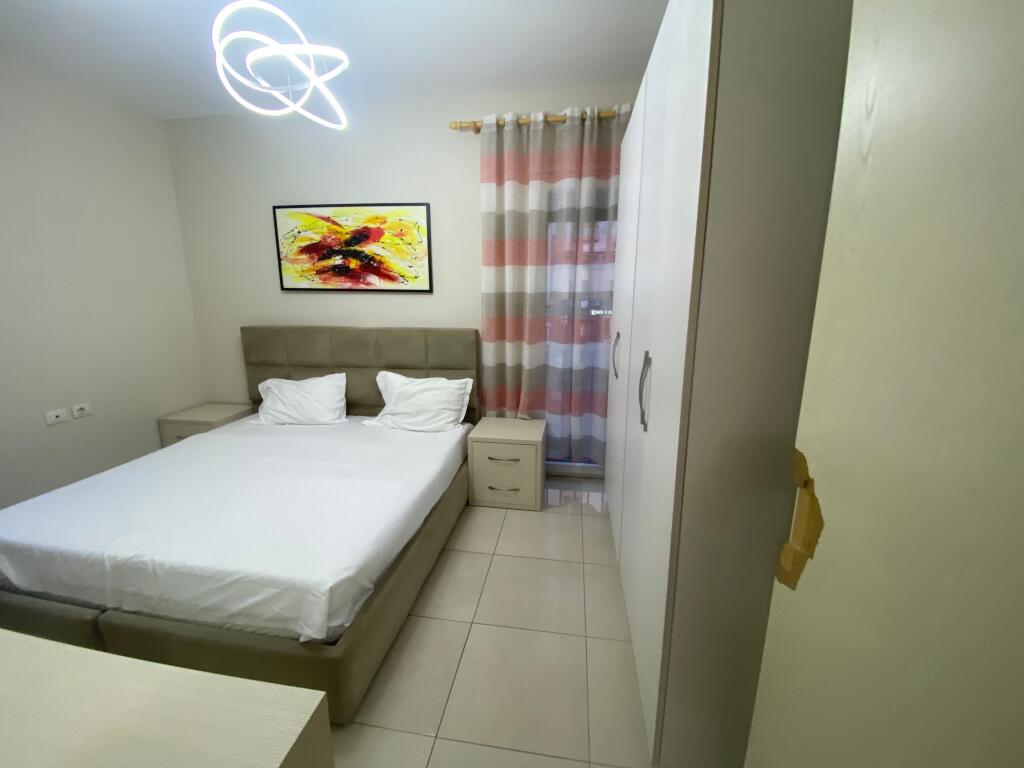 2+1,new building,at colombo train station,600 thousand lek