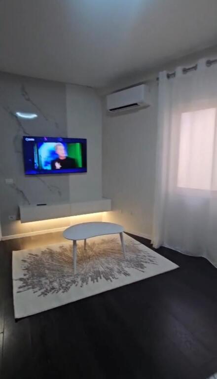 Qera, Garsoniere, Fakulteti Ekonomik