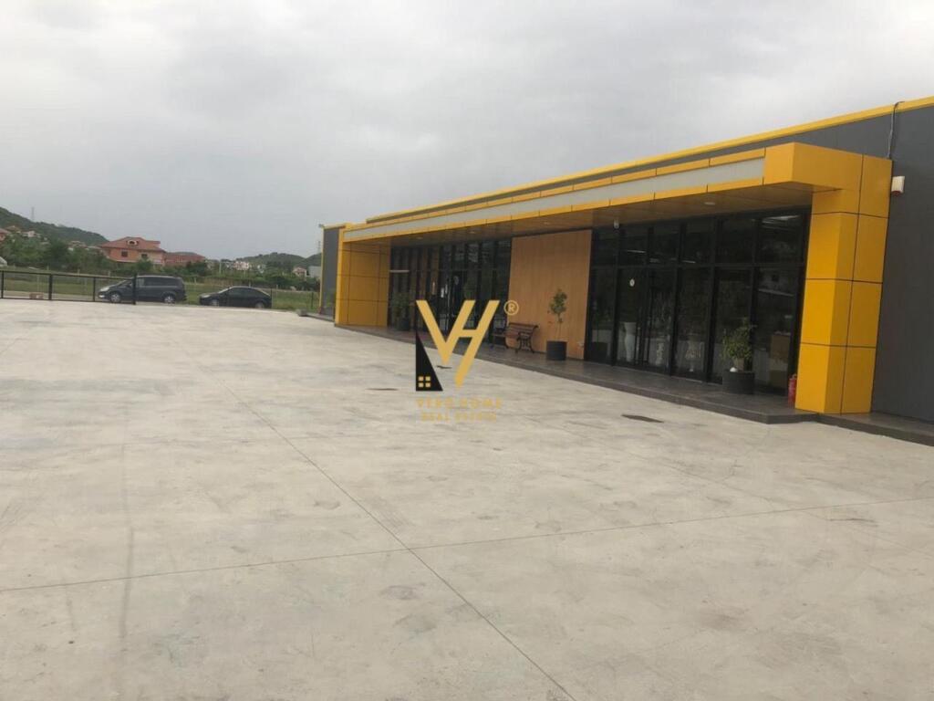 JEPET KAPANON 4.500 M2 ME QIRA NE PRUSH 6.000 EURO