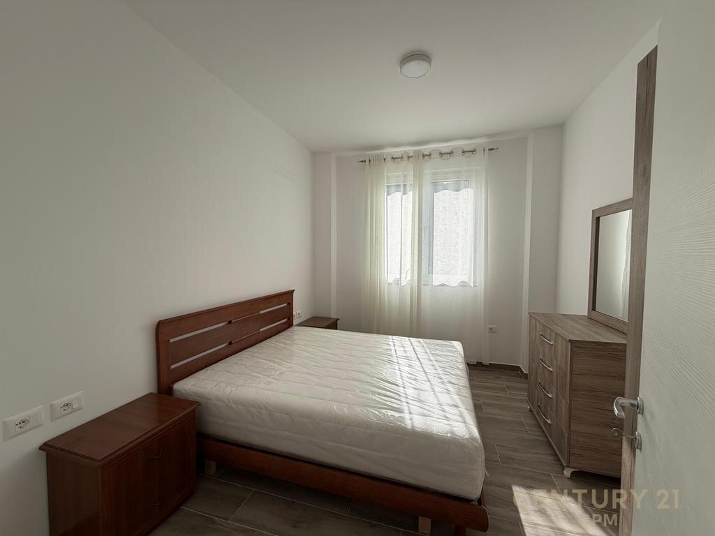 Apartament 2+1 ME QIRA NE KOMBINAT