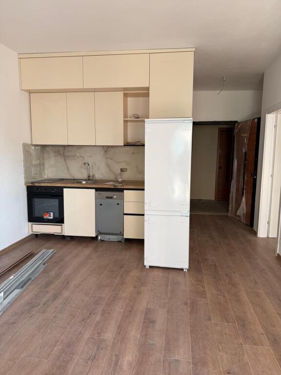 🏡 Apartment 1+1 for rent –📍 Zogu i Zi💰 60,000 lek / month