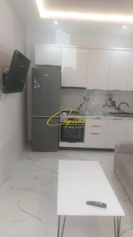 APARTAMENT ME QIRA 1+1 RRUGA 5 MAJI 45.000 LEKE