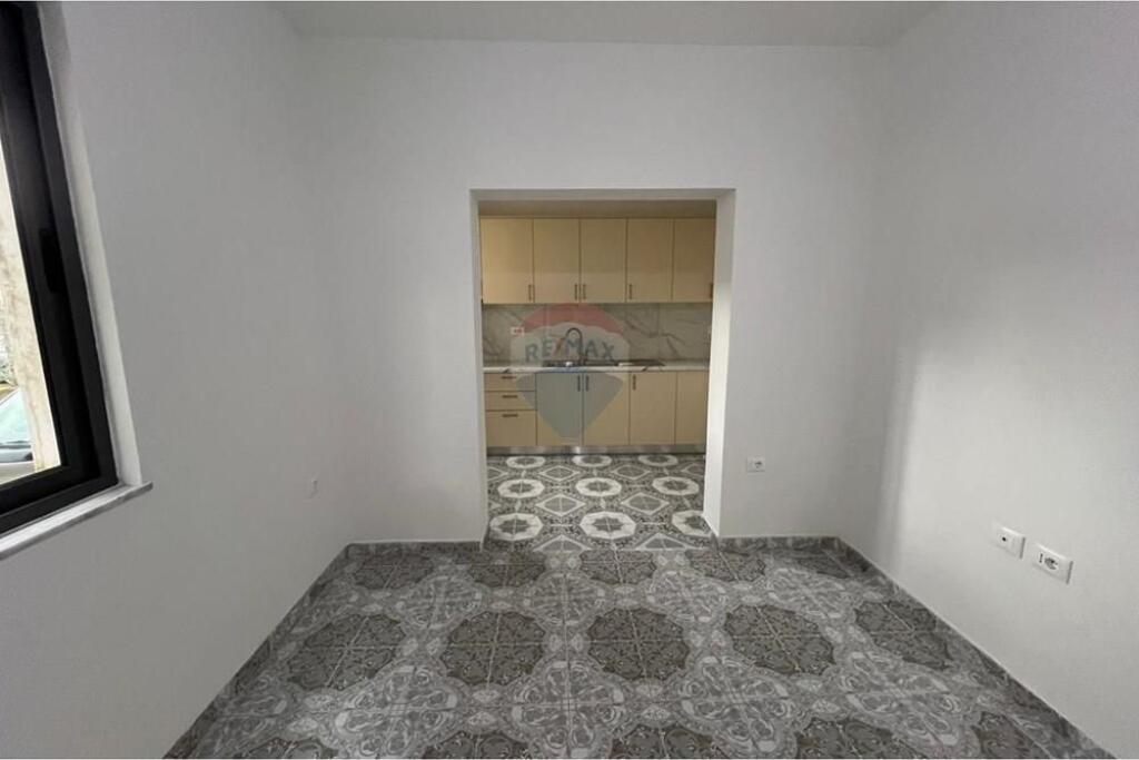 Apartament 2+1- Për Qira - Kodra e Priftit, Tiranë!!! ID: 530581012-4