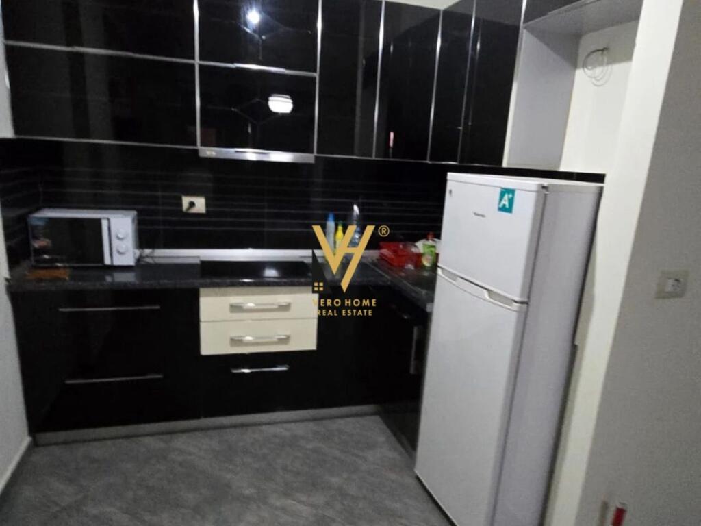 JEPET APARTAMENT 1+1 ME QIRA TE KOPSHTI ZOOLOGJIK 55.000 LEKE