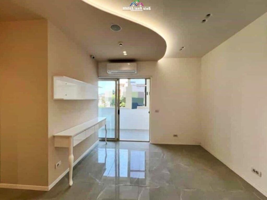 Zyre Me Qera 3+1 Prane Harry Fultz (ID BZ2786) Tirane