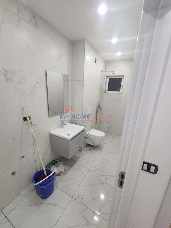 Apartament 1+1 ne shitje tek Komuna e Parisit