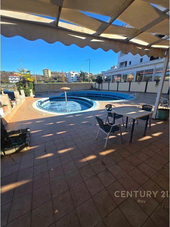 HOTEL WITH POOL FOR SALE IN THE GOLEM AREA, 250M FROM THE BEACH!!! 2,000,000 € Total Area 1400m2