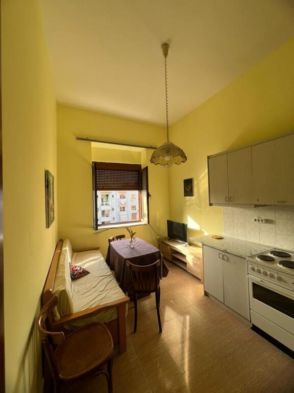 Near Shallvaret Per Me Taiwan Apartment 2+1 For Rent