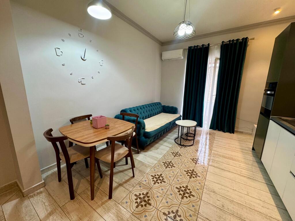 📣 QERA Apartament 2+1 📍 Prane Hotel "Colosseo" 🛣️ Rruga e "Durresit" ✨