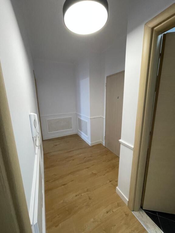 Shitet apartament 2+1 në Astir, pranë Hotel Roland !