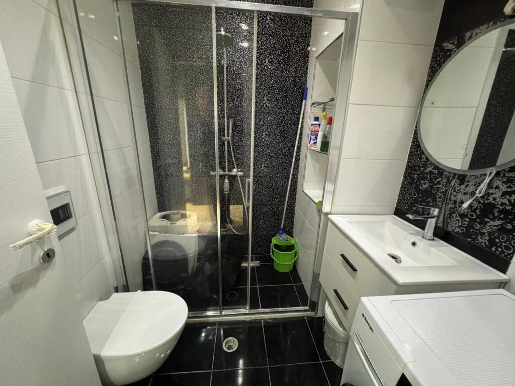 Jepet me qira apartamente 1+1, te Pavaroti