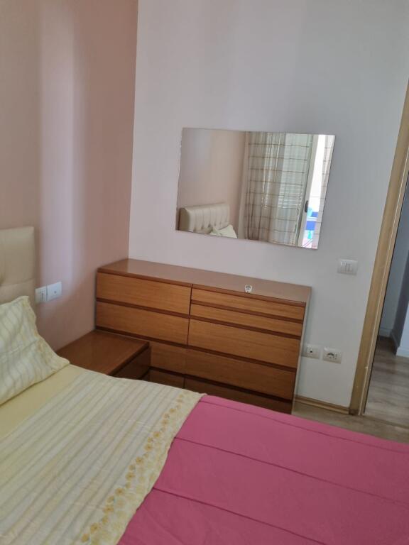 Apartment 2+1, Ali Dem!