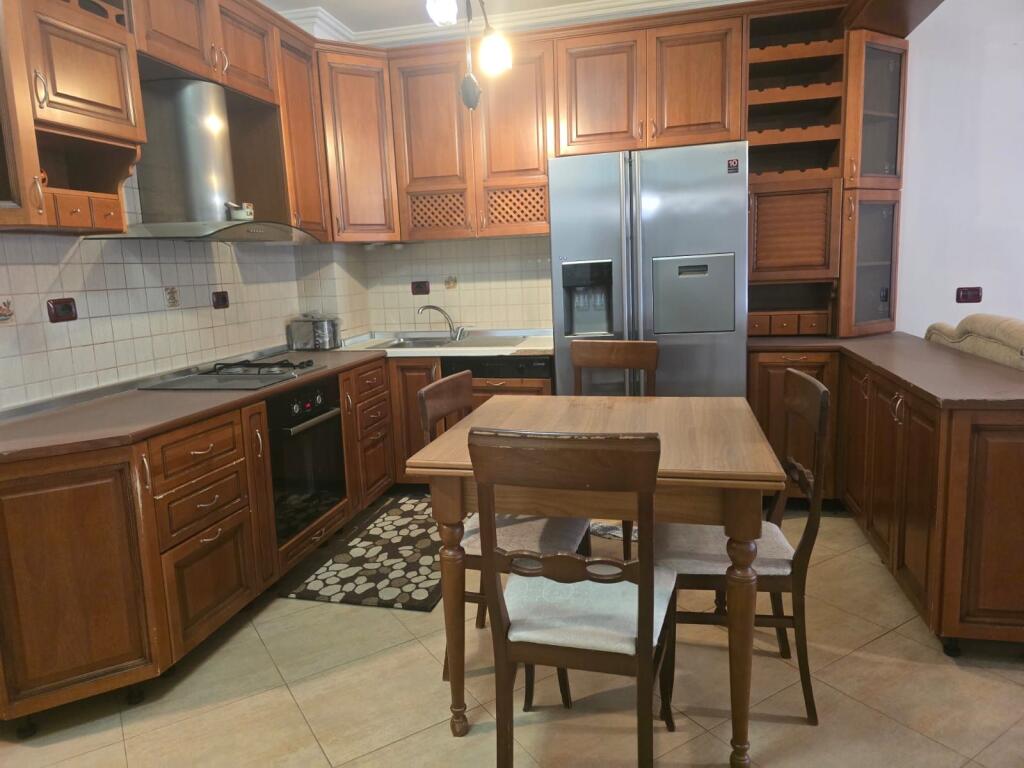 APPARTAMENTO 3+1 IN AFFITTO, MUNICIPIO DI PARIGI!