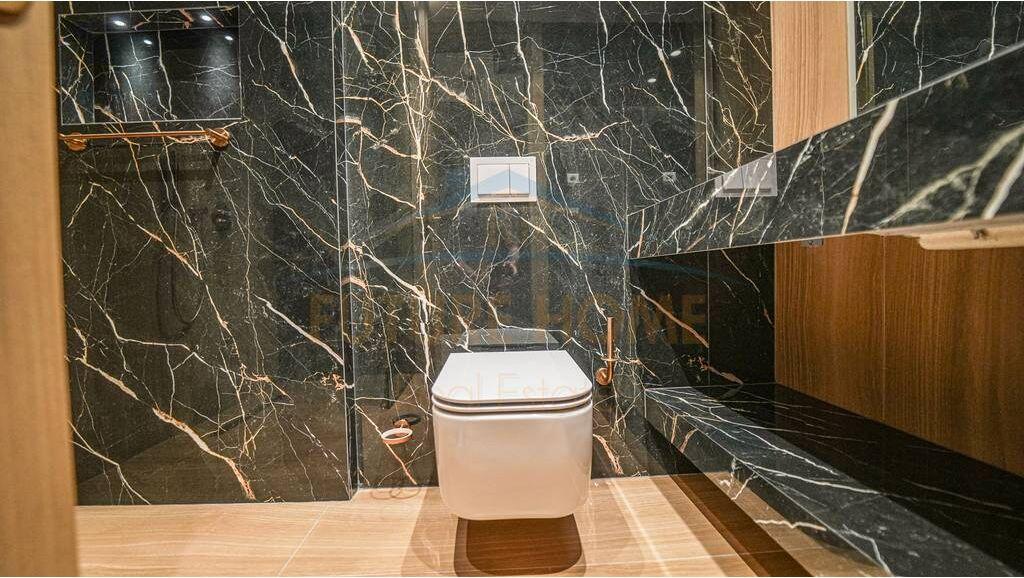 Qera , Vilë , Luminor Rezidence , TEG