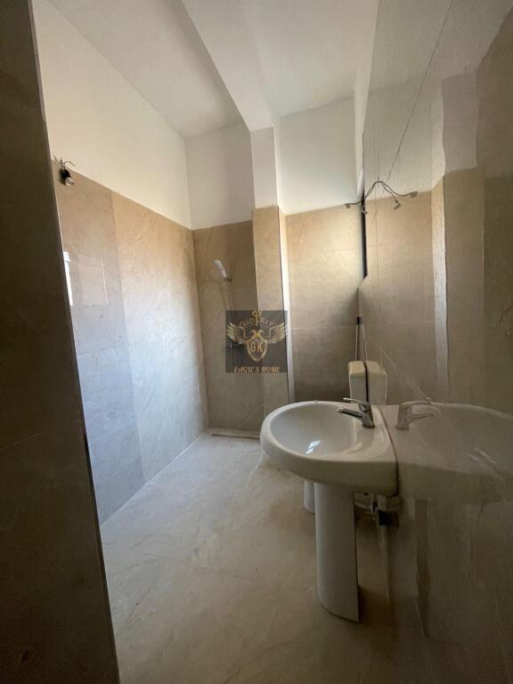 🏡 APARTMENT FOR RENT 1+1 MUZEUMI, DURRES 🏢 SUITABLE FOR RESIDENCE OR BUSINESS ACTIVITY