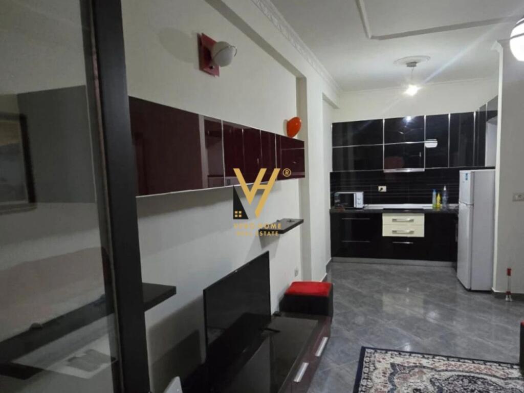 JEPET APARTAMENT 1+1 ME QIRA TE KOPSHTI ZOOLOGJIK 55.000 LEKE
