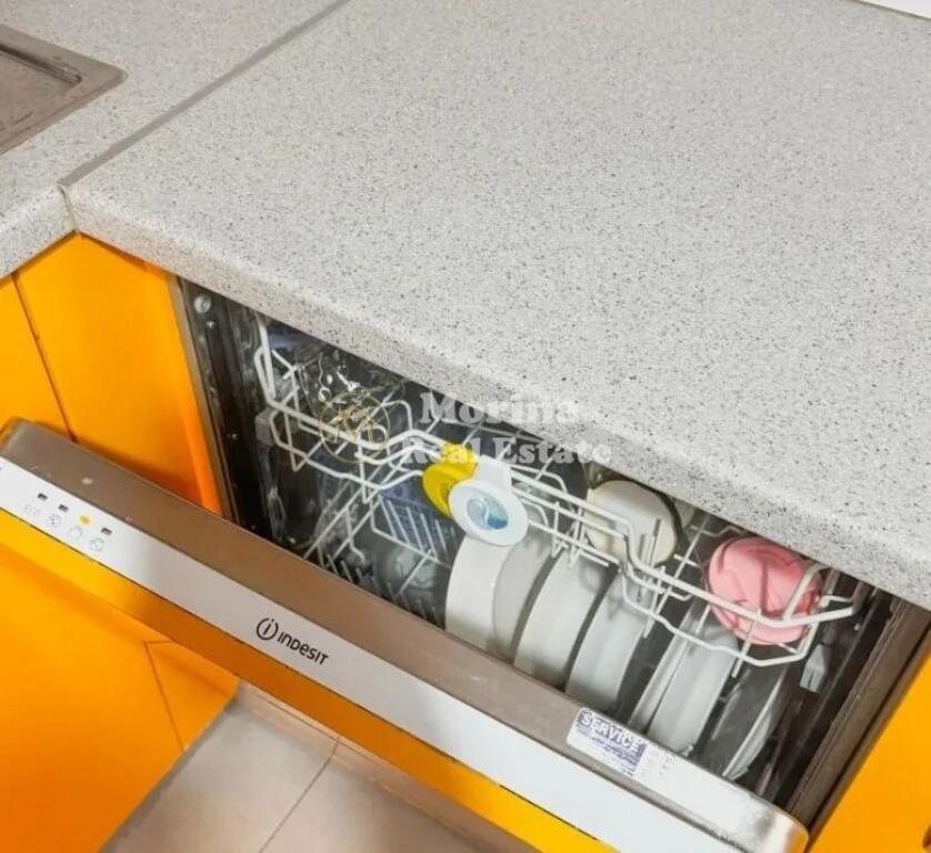 Qera | Apartament 2 + 1 | Sheshi Skenderbej | 900 €/muaj