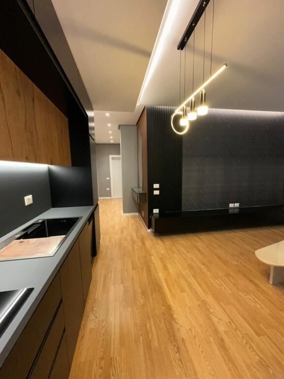 🏠 Appartamento 2+1 in affitto – Centro