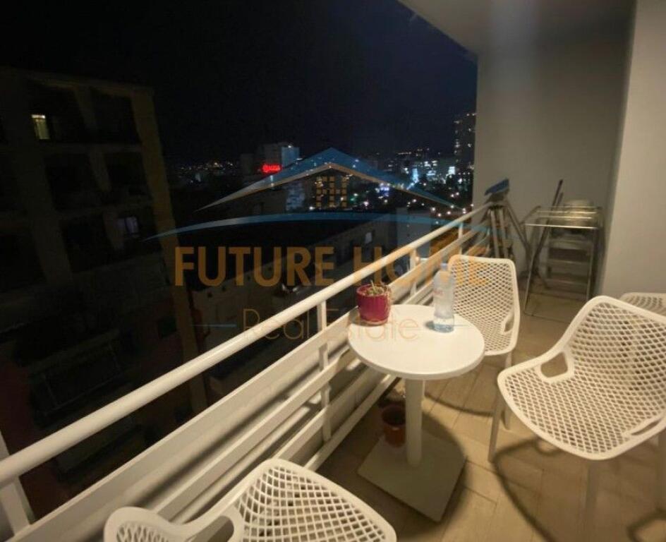 Affitto, Appartamento 3+1+2 +Posto Auto, Centro