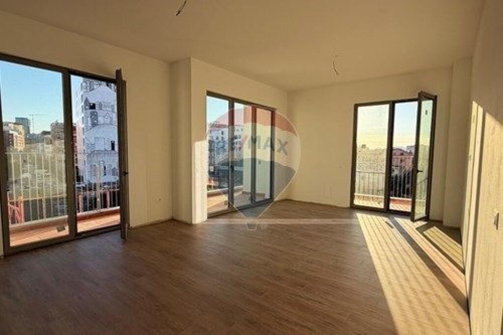 Apartment - For Sale - New Boulevard, Tirana