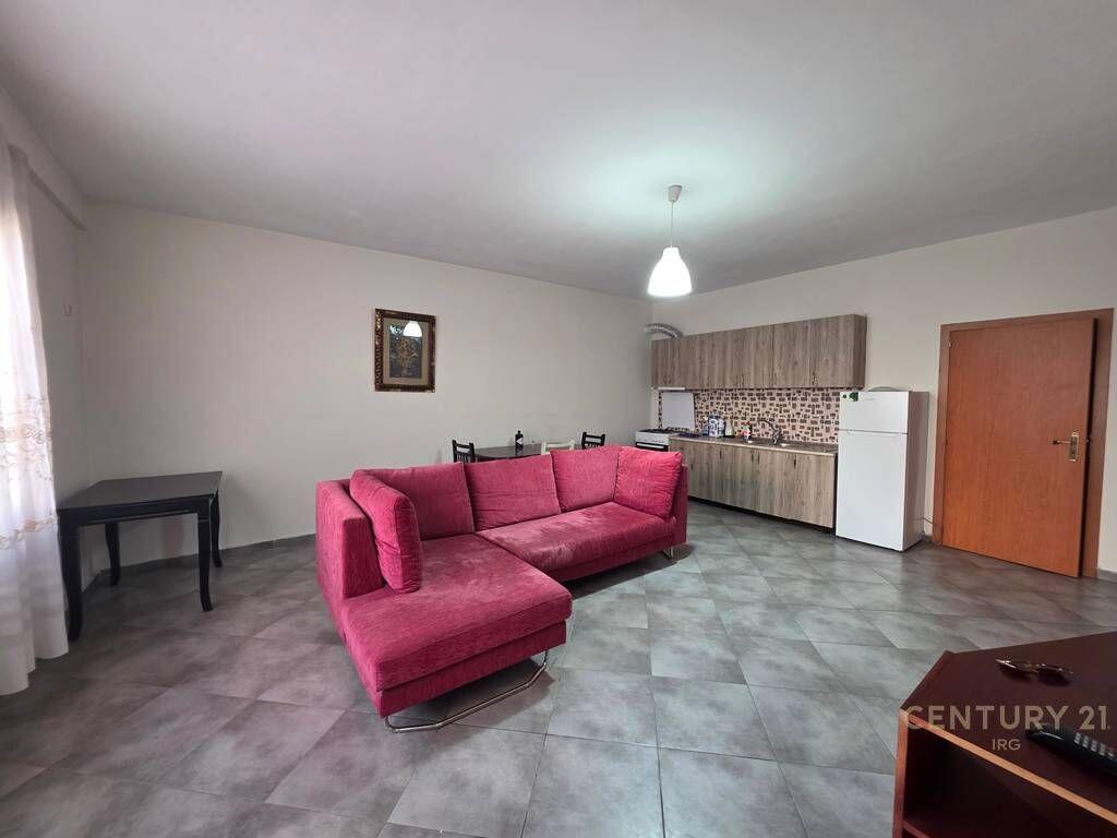 Apartament 1+1 ME QIRA TEK BAR ARTISTI