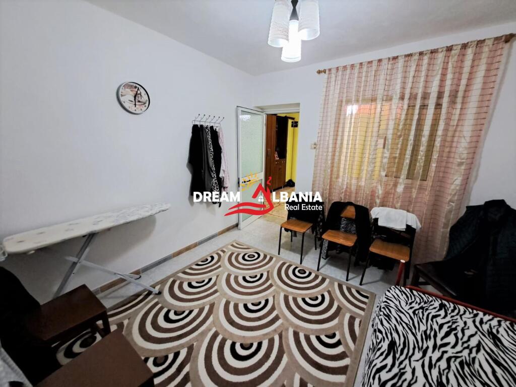 Duplex apartment 3+1 with veranda and 1 basement room for sale on Jordan Misja street near the Serious Crimes Court in Tirana (ID 4139139)
