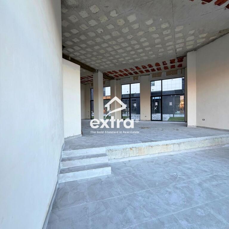 LOCALE COMMERCIALE IN AFFITTO