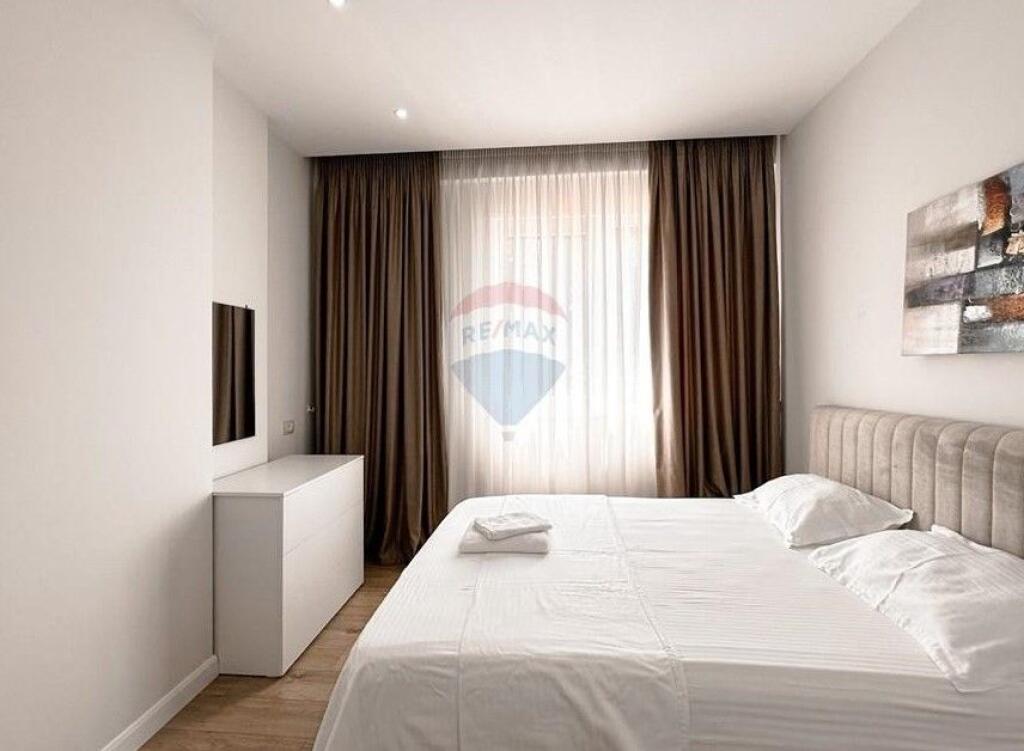 Shiten 4 apartamente ne Porcelan