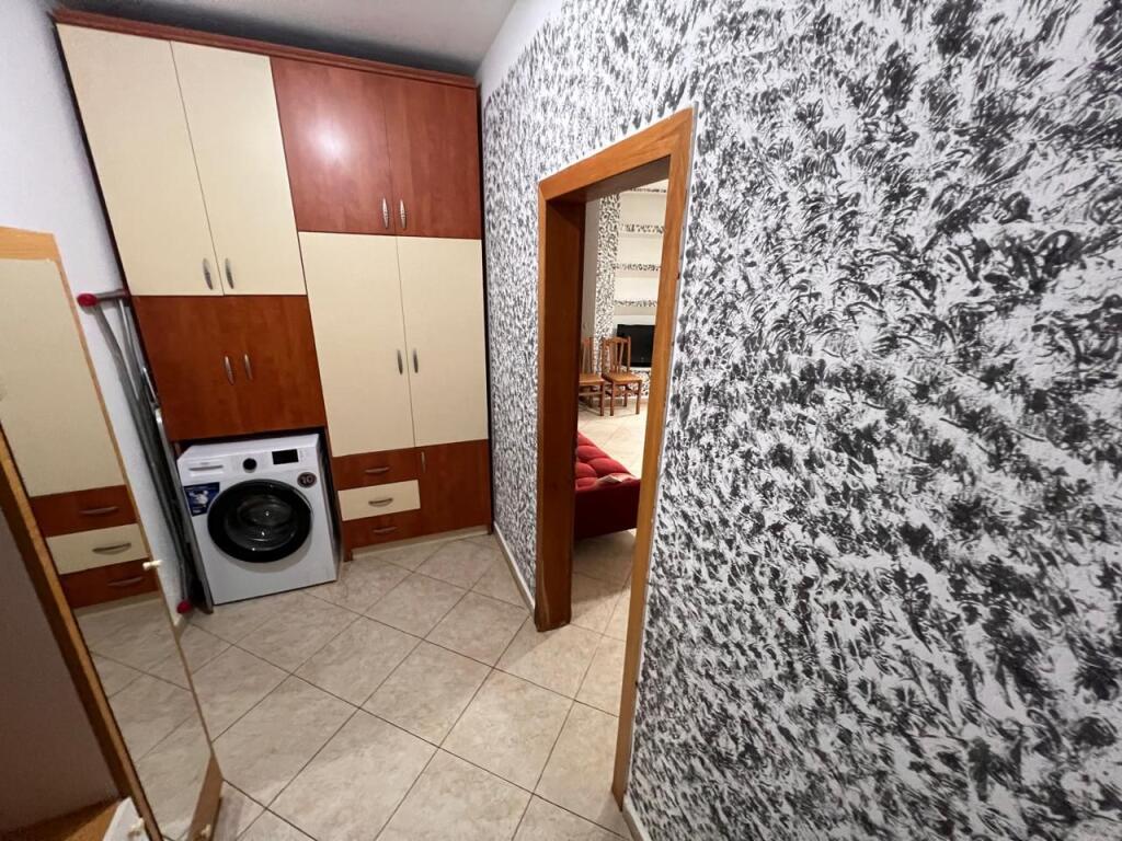 Shitet Apartament 1+1 te Shkolla e Baletit