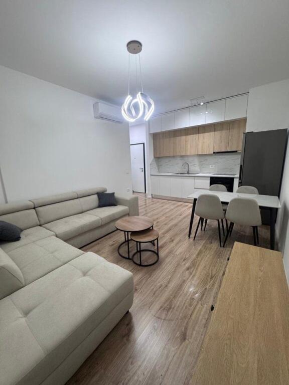 🏠 APARTAMENT 1+1 ME QIRA – SIRI KODRA