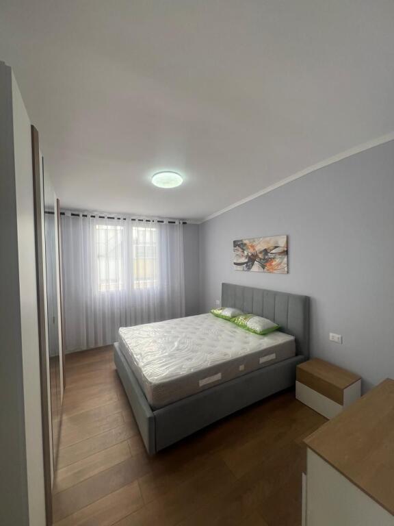 Shitet Apartament 2+1 lagja 13 durres