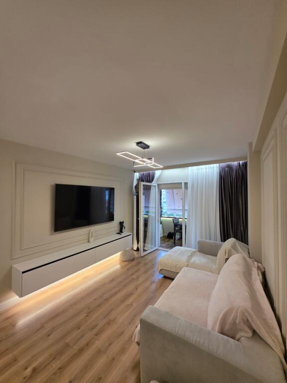 SHITET APARTAMENT 2+1 KOMUNA E PARISIT 395.000 EURO