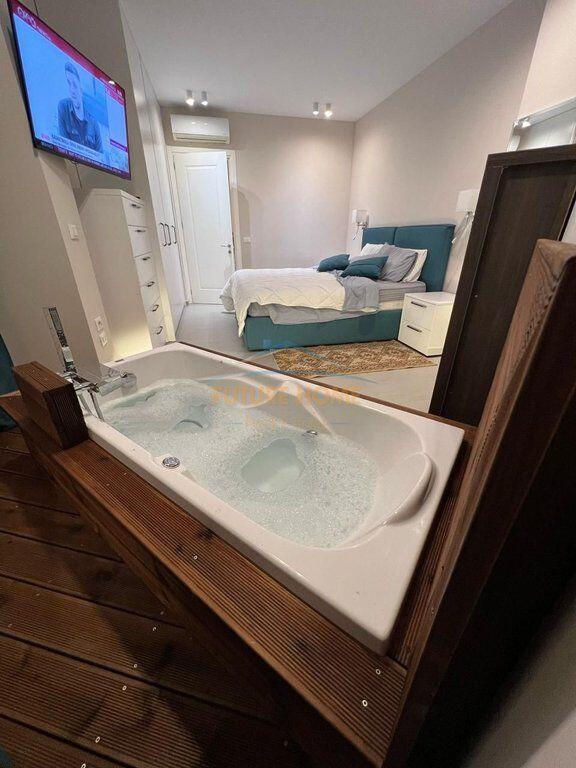 Rent, 1+1 Apartment at the Paris Commune!