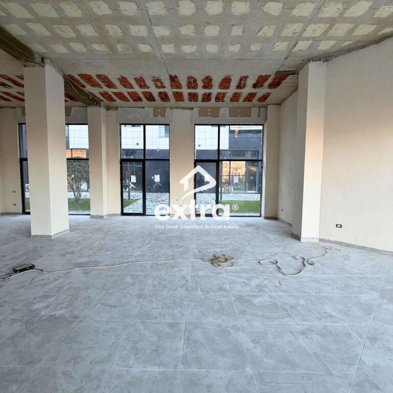 LOCALE COMMERCIALE IN AFFITTO