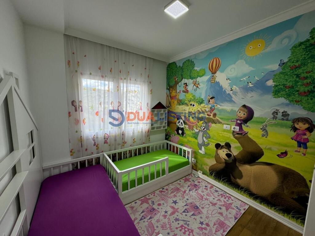 AFFITTASI APPARTAMENTO 2+1+2 CON Garage  AL LAGO ASCIUTTO !!