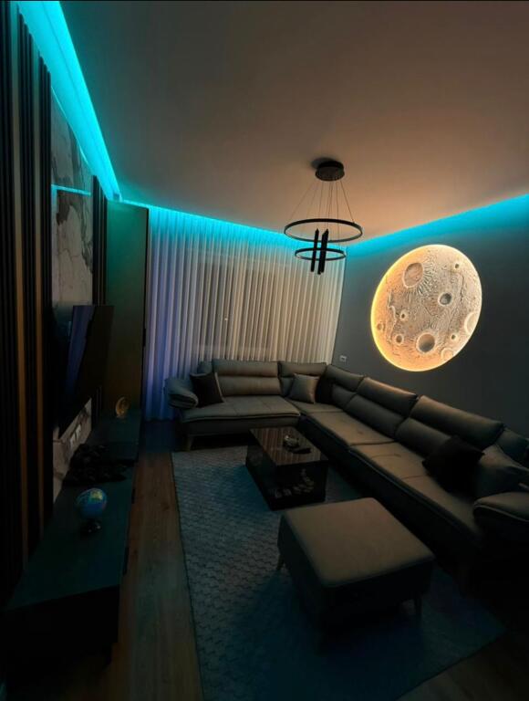 Apartament me qera 1+1