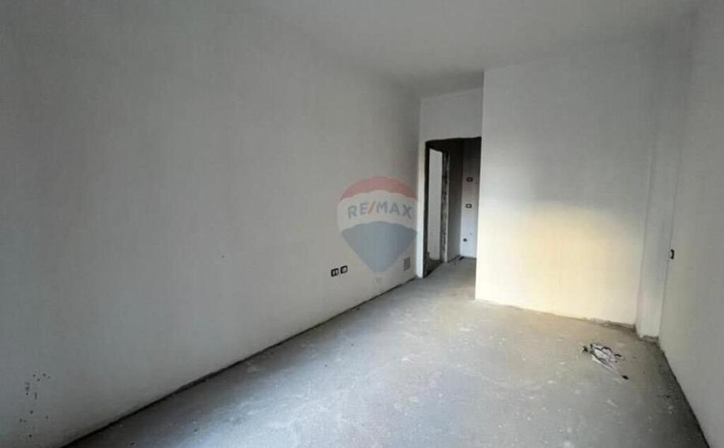 Apartament - Për Shitje - Rruga Jordan Misja, Tiranë(ID: 530181090-95)
