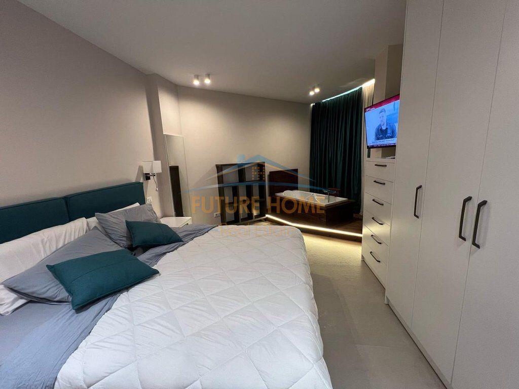 Rent, 1+1 Apartment at the Paris Commune!