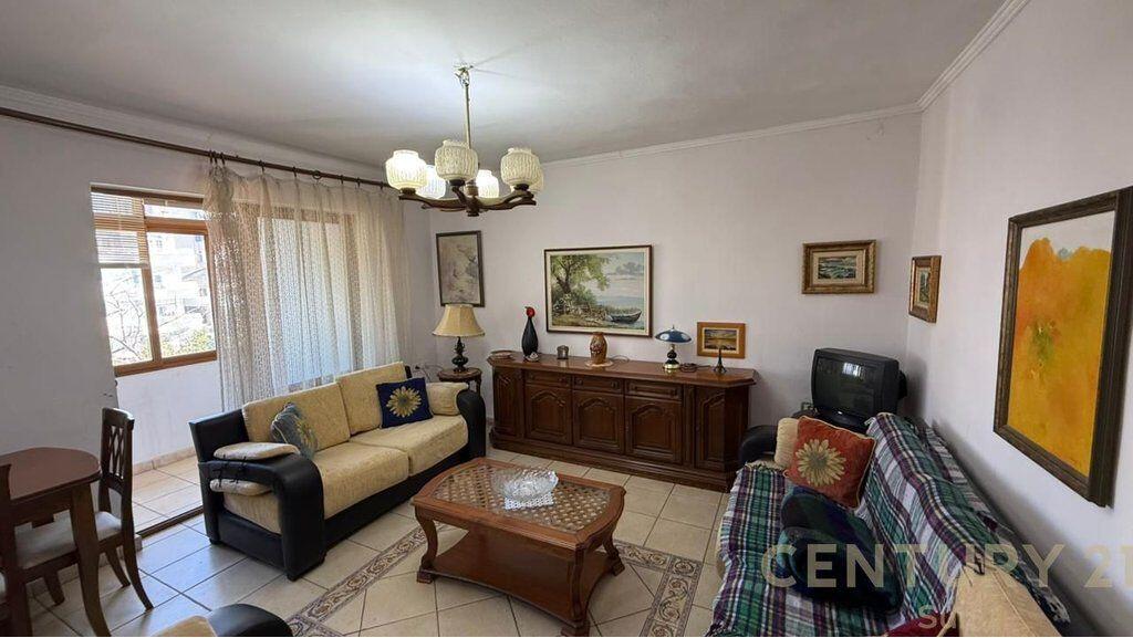 Apartment 1+1 for rent – Tiranë e Re (former last station)