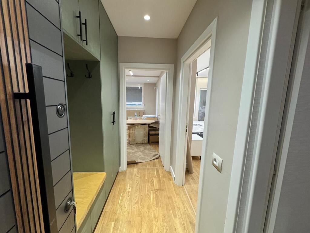 Jepet me qira apartamente 1+1, te Pavaroti