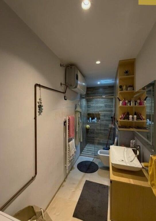 Shitet, Apartament 2+1, Rruga Gramoz Pashko, Fakulteti Ekonomik.