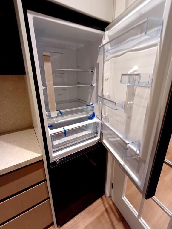 SHITET APARTAMENT 2+1+POST PARKIMI  RR.DURRESIT