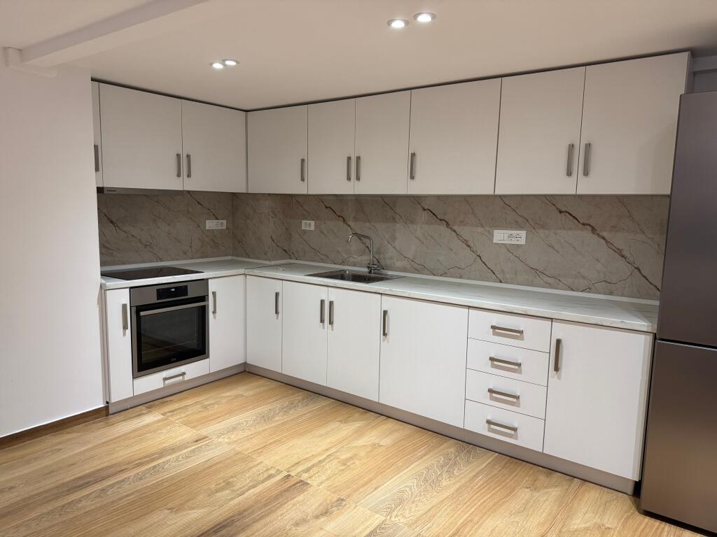 Appartamento 1+1 duplex in affitto vicino a Kodra e Diellit 2!